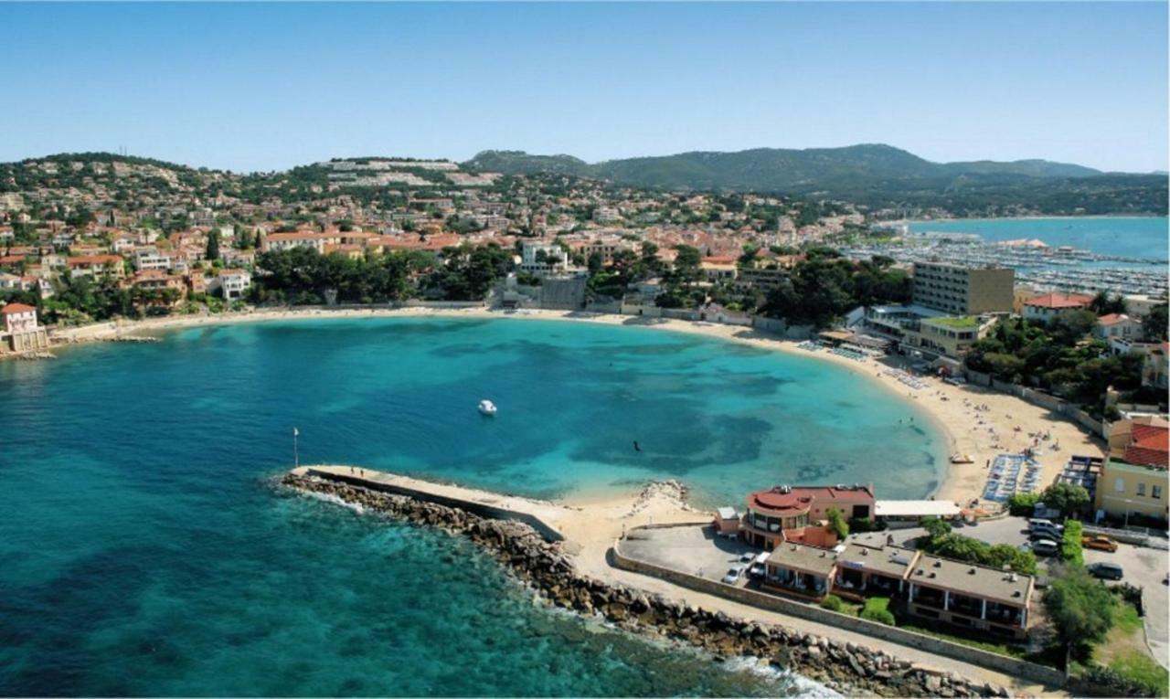 Au Coeur De La Ville Bandol Exterior foto